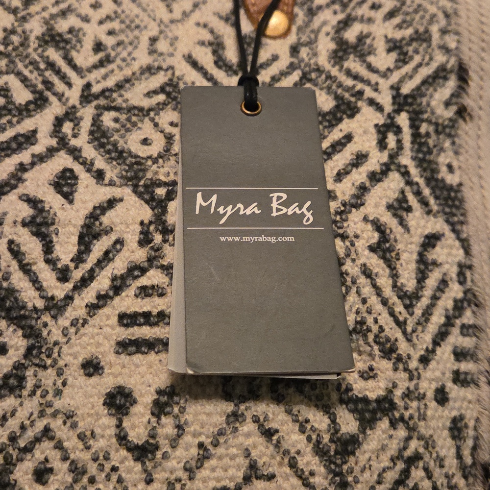 NWT Myra Large Leather Canvas Cowhide Cotton Rug Tote - Picture 10 of 13